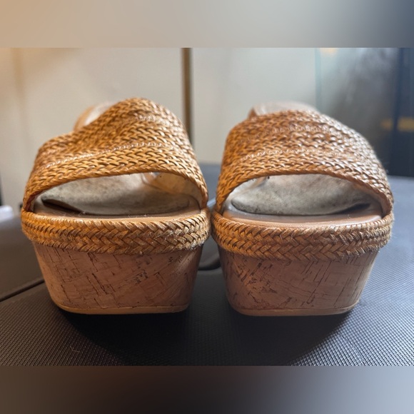 Stuart Weitzman slides size 37 - Picture 6 of 11